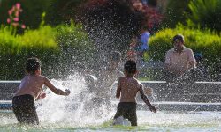 دمای هوا در قصر شیرین به ۴۴درجه رسید