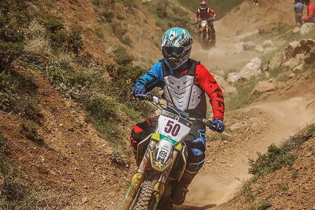 کنگاور میزبان رقابتهای کشوری موتورسواری