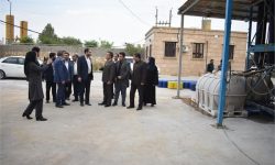 معاون وزیر تعاون، کار و رفاه اجتماعی از شرکت شادرام شیمی تولید کننده انواع مواد اسیدی در کرمانشاه بازدید نمود