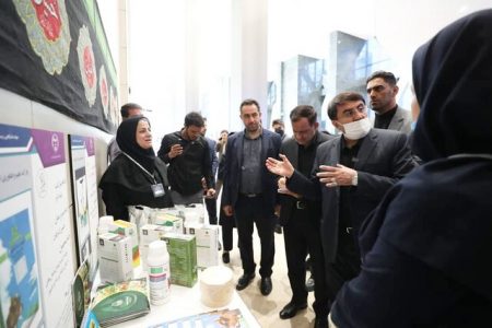 نمایشگاه دستاوردهای شرکت‌های دانش‌بنیان و فناور کرمانشاه افتتاح شد