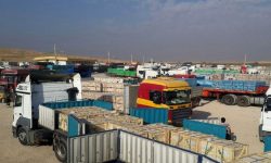 کامیون‌های حامل بار در مرز خسروی در انتظار ترخیص است