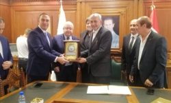 در سفر پنج روزه رئیس اتاق بازرگانی ایران و سوریه به این کشور انجام شد: تاکید بر لزوم گسترش مناسبات اقتصادی بین دو کشور