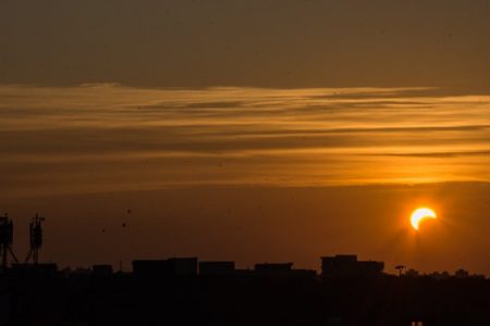 خورشید گرفتگی در کرمانشاه ۵۹ درصد است