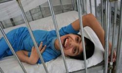 مرکزی برای نگهداری موقت بیماران فلج مغزی در کرمانشاه وجود ندارد