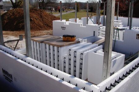 نماینده انجمن مطرح کرد: تولیدکنندگان “یونولیت” مواد اولیه ندارند/ بیکاری ۲۵۰ نفر در کرمانشاه