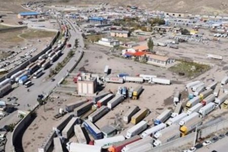 مدیر اجرایی منطقه آزاد قصرشیرین:  دیر بجنبیم، رقبا سرمایه‌گذاران منطقه آزاد قصرشیرین را جذب می‌کنند