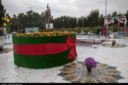 کرمانشاه برای استقبال از بهار زیبا می‌شود/ برپایی ۴ سفره‌ هفت‌سین در مبادی ورودی شهر