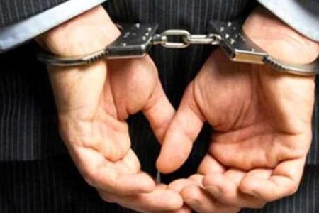 تاجرقلابی در کرمانشاه، کلاه ۱۱ نفر را برداشت