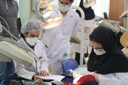 ارائه خدمات دندانپزشکی رایگان در محلات حاشیه‌نشین کرمانشاه