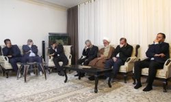 دیدار مسئولان کرمانشاهی با خانواده شهید «یوسف امیدوار»