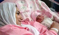 کاهش چشمگیر مرگ و میر مادران کرمانشاهی در ۴۵ سال گذشته