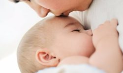 تغذیه نوزاد با شیرخشک، احتمال ابتلا به آسم را افزایش میدهد