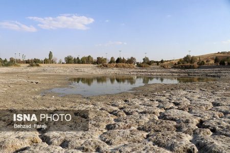 افزایش احتمال خشک شدن سراب نیلوفر به علت چاه‌های غیرمجاز اطراف آن