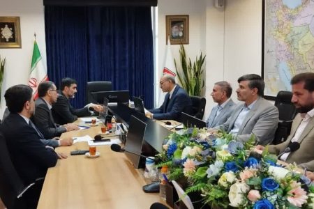 استاندار کرمانشاه با وزیر راه و شهرسازی دیدار کرد/ کسب توافقاتی برای اصلاح و ترمیم جاده‌های استان
