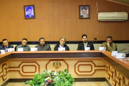 هیات‌های ورزشی باید به سمت درآمدزایی بروند