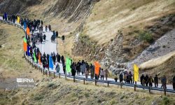 ۴۰ دستگاه خودرو سبک و سنگین عملیاتی برای پوشش امدادی مسیرهای منتهی به یادمان خدمت رسانی می‌کنند