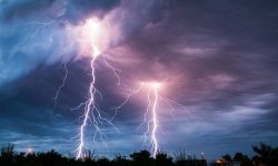 فوت ۲ نفر بر اثر صاعقه امروز در روانسر