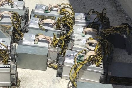 کشف ۱۰۱ دستگاه ماینر غیرمجاز در کرمانشاه