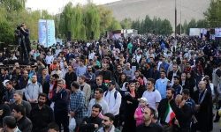 همایش بزرگ پیاده روی خانوادگی همزمان با هفته جوانی جمعیت
