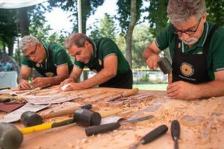 برگزاری رویداد بین‌المللی چوب با حضور هنرمندان کشور چین در کرمانشاه