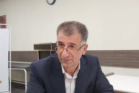 دکتر سروش از کارکنان حوزه سلامت کرمانشاه تقدیر کرد