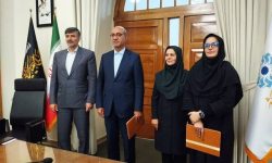 تفاهمنامه راهاندازی ۹ کتابخانه سیار در استان کرمانشاه امضا شد