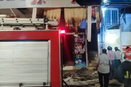 نجات ۷ نفر از ساکنان یک واحد مسکونی از آتش