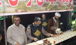 خدماترسانی تیپ ۱۸۱ زرهی ارتش به زائران اربعین در مرز خسروی