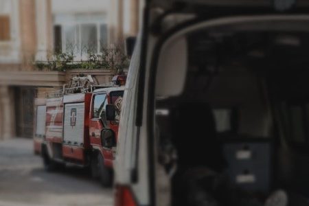 یک مصدوم  بر اثر سقوط درون چاله آسانسور در کرمانشاه