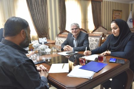 دیدار سرپرست دفتر هماهنگی امور اقتصادی استانداری با رئیس اتاق بازرگانی کرمانشاه