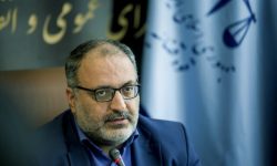 باید برای کاهش آمار طلاق و ایجاد سازش بین زوجین تلاش کنیم