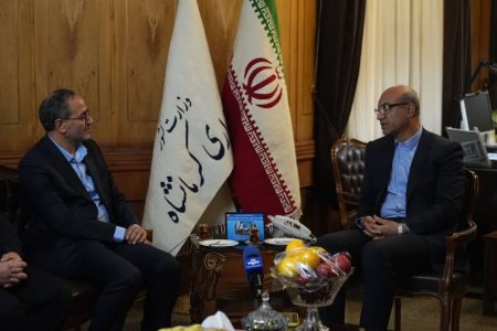 توسعه کرمانشاه بدون تکمیل راه‌ها، راه‌آهن و فرودگاه ممکن نیست