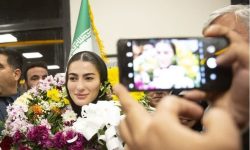 بازگشت آتوسا گلشاد نژاد بانوی طلایی کاراته جهان به کرمانشاه