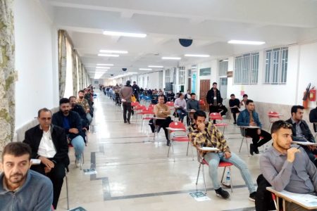 آزمون تخصصی اخذ پروانه کارگزاران گمرکی در کرمانشاه برگزار شد