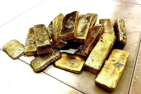 رئیس اتحادیه طلا و جواهر کرمانشاه: از خرید و فروش هیجانی طلا خودداری کنید