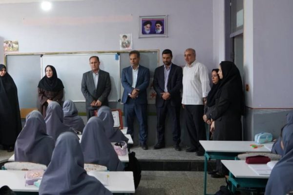 بازدید مدیرکل نوسازی مدارس از مدارس سطح استان همزمان با آغاز سال تحصیلی